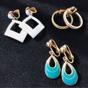 3 pair lot of vintage clip ons 80s-green, white, and gold toned